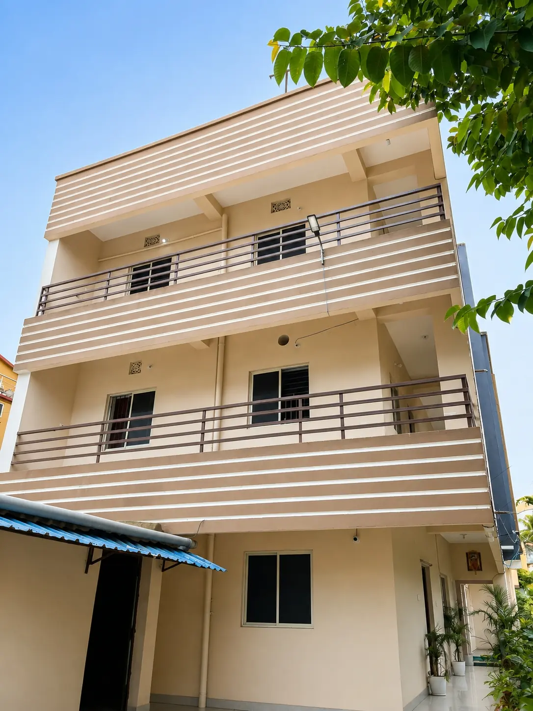 Building front in daylight at Yostel Venus